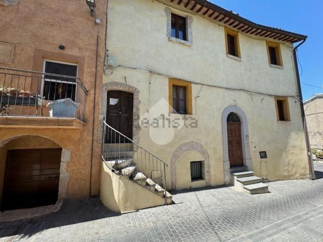 Casa in vendita a Castello di Baiano, Spoleto