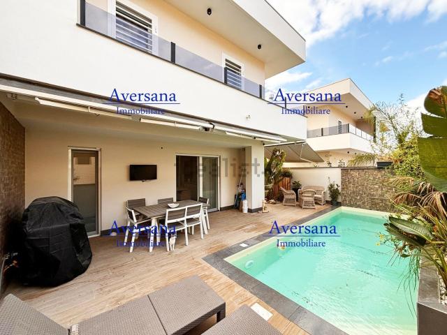 Casa in vendita a Parete, Campania