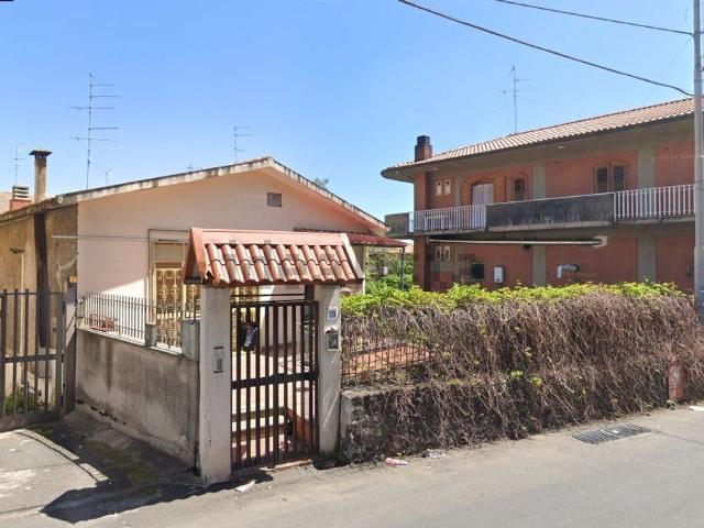 Casa in vendita a San Giovanni La Punta, Sicilia