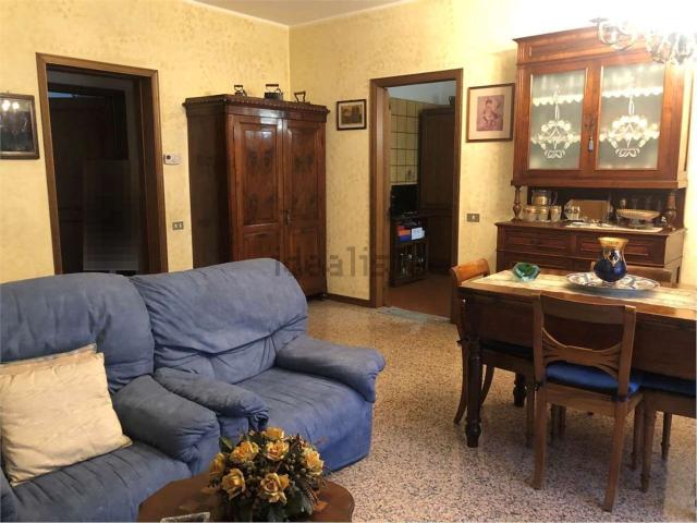 Casa in vendita a Modena, Crocetta