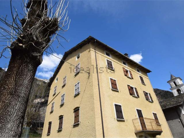 Casa in vendita a Comunità montana della Valchiavenna, Campodolcino