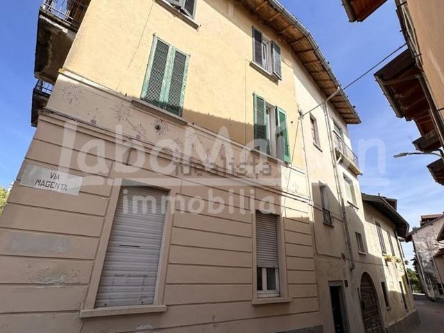 Casa in vendita a Comunità Montana Valli del Verbano, Gavirate