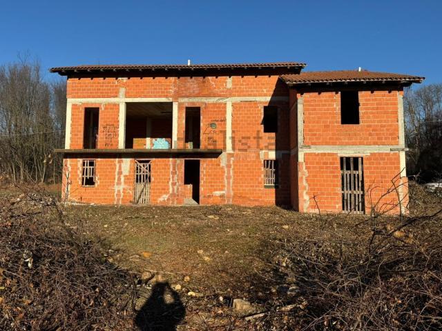 Casa in vendita a Bogno, Besozzo