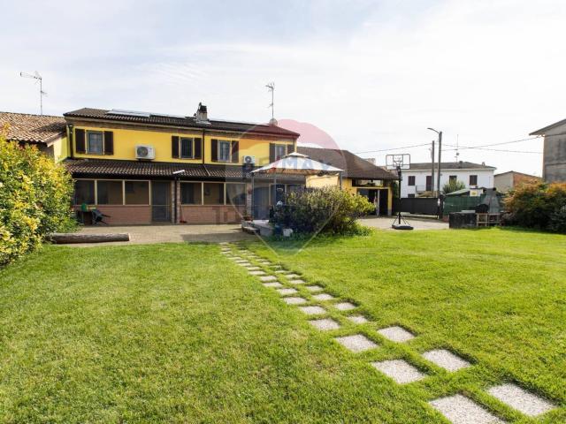 Casa in vendita a Pancarana, Lombardia
