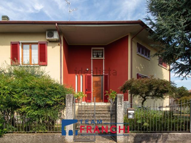 Casa in vendita a Verolanuova, Lombardia