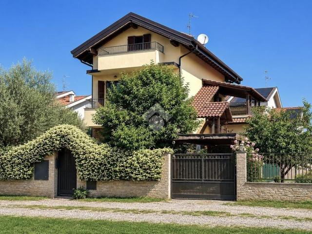 Casa in vendita a Torri Bianche, Vimercate