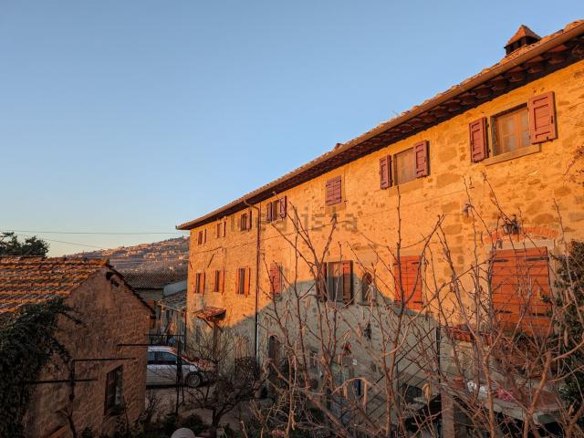 Casa in vendita a Cortona, Toscana