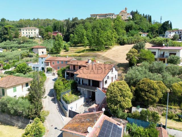 Casa in vendita a Legoli, Toscana
