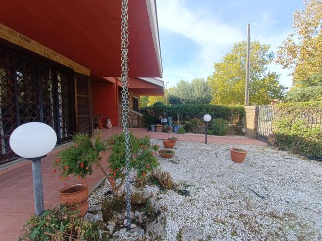 Casa in vendita a Civita Castellana, Lazio