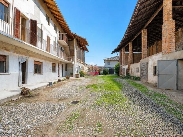 Casa in vendita a Ghislarengo, Vercelli