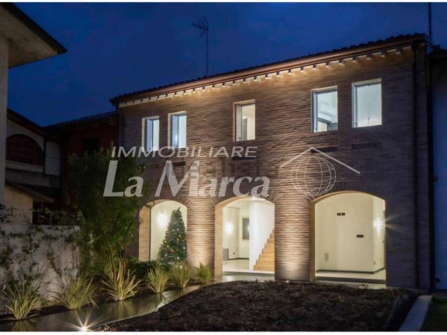 Casa in vendita a Ponzano Veneto, Veneto