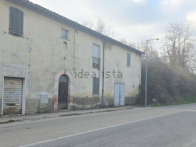 Casa in vendita a Acquasparta, Umbria