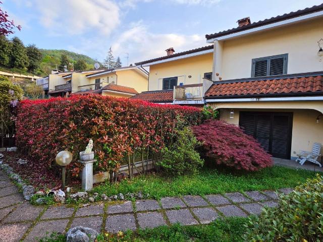 Casa in vendita a Comunità Montana del Piambello, Besano
