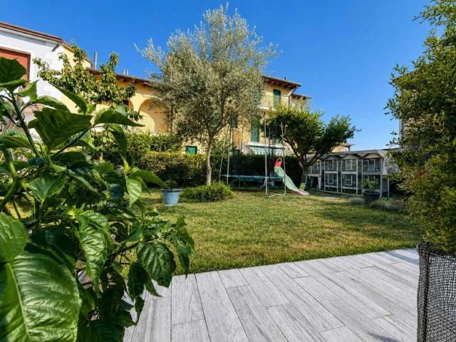 Casa in vendita a Padernello, Paese