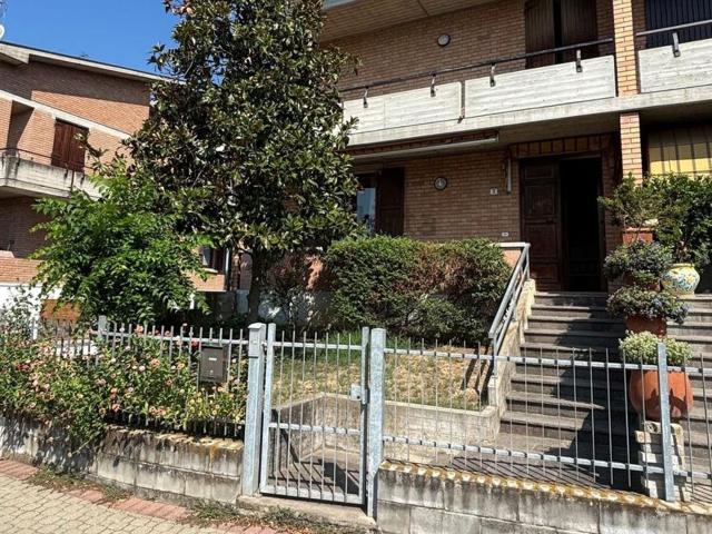Casa in vendita a Vigatto, Parma