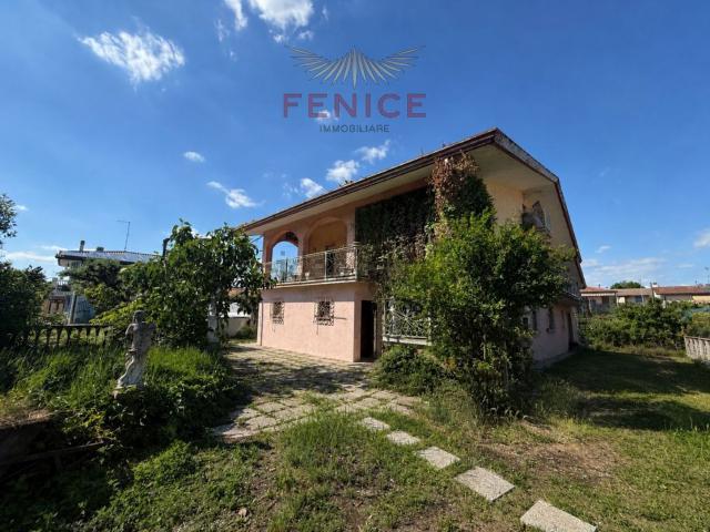 Casa in vendita a Susegana, Veneto