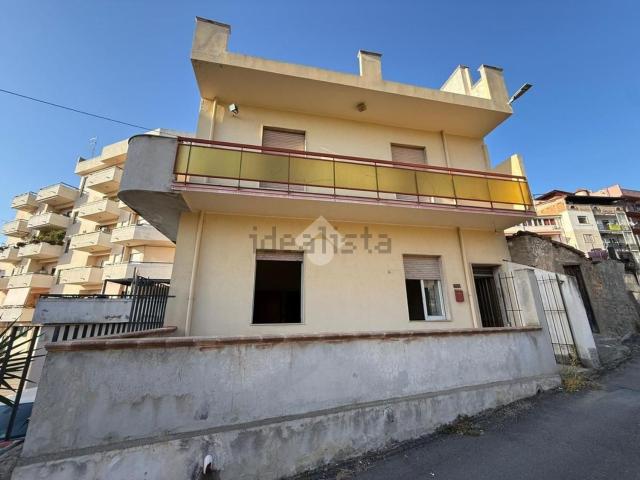 Casa in vendita a Reggio di Calabria, Reggio Calabria