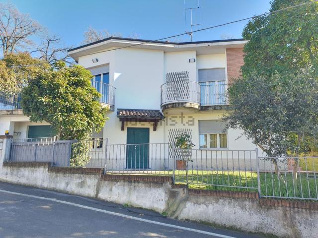 Casa in vendita a Caselle, Fornovo Di Taro