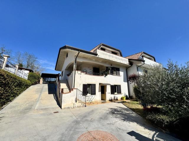 Casa in vendita a Ceccano, Lazio