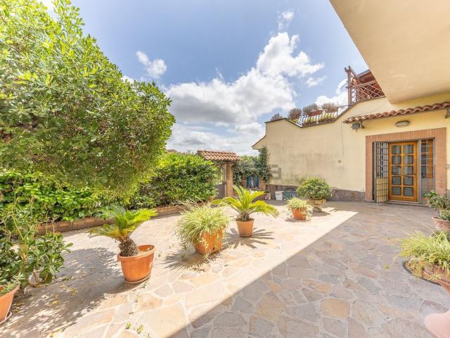 Casa in vendita a Roma Capitale, Lazio