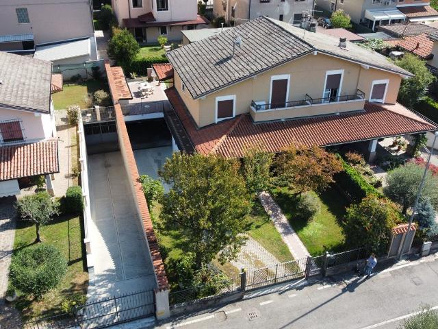 Casa in vendita a Rodengo, Rodengo Saiano
