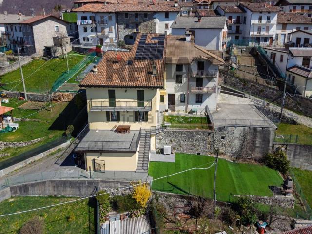 Casa in vendita a Comunità Montana della Valle Brembana, Costa Di Serina