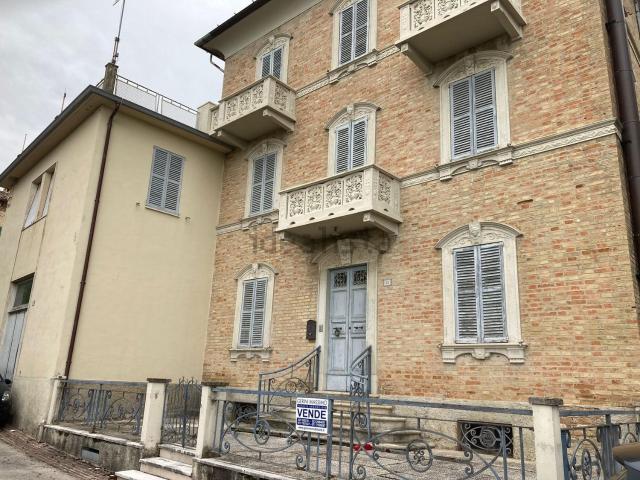 Casa in vendita a Marche, Ancona