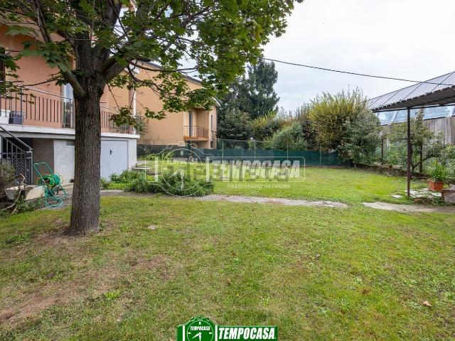 Casa in vendita a Baracche, Trezzo Sull'adda