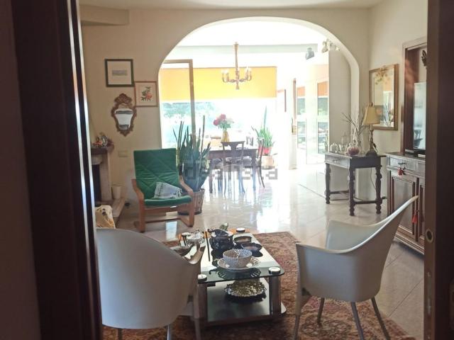 Casa in vendita a Latina, Lazio