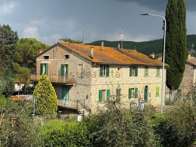 Casa in vendita a Magione, Umbria