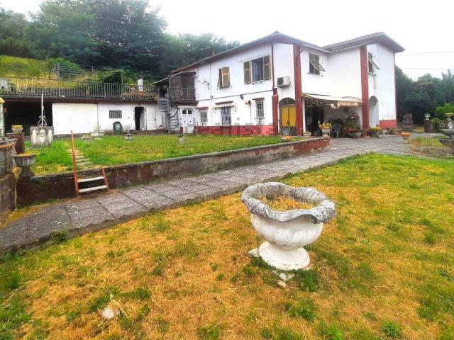 Casa in vendita a Prati di Vezzano, Vezzano Ligure