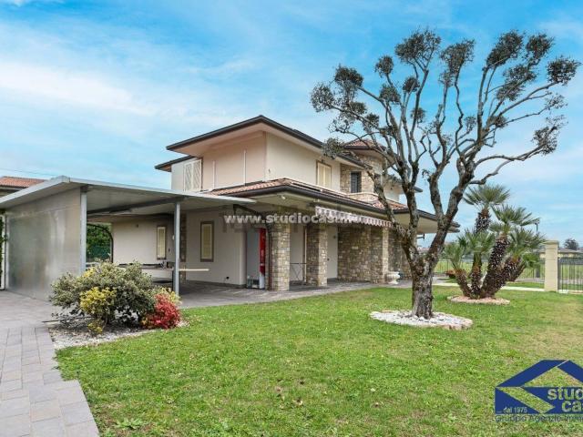 Casa in vendita a San Paolo D'argon, Lombardia