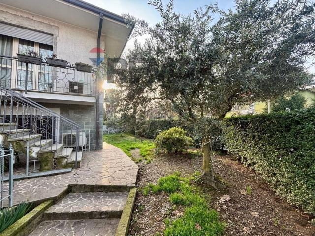Casa in vendita a Parabiago, Lombardia