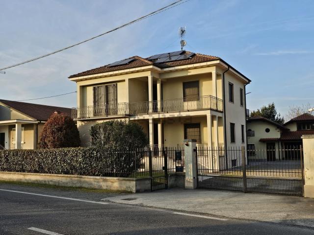 Casa in vendita a Pinarolo Po, Lombardia