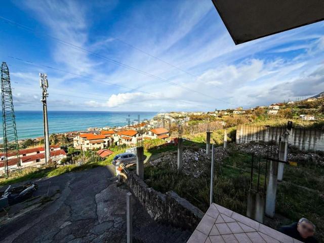 Casa in vendita a Calabria, Cosenza