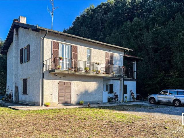 Casa in vendita a Cairo Montenotte, Liguria