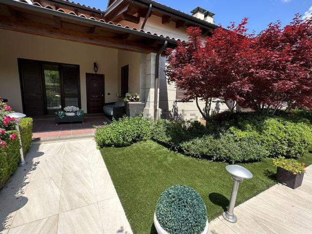 Casa in vendita a Lubiana, Sorbolo