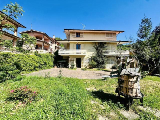 Casa in vendita a Roma Capitale, Lazio