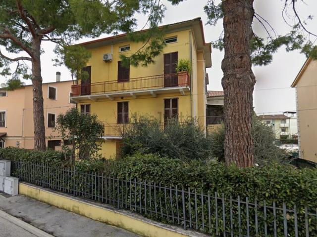 Casa in vendita a Marche, Macerata