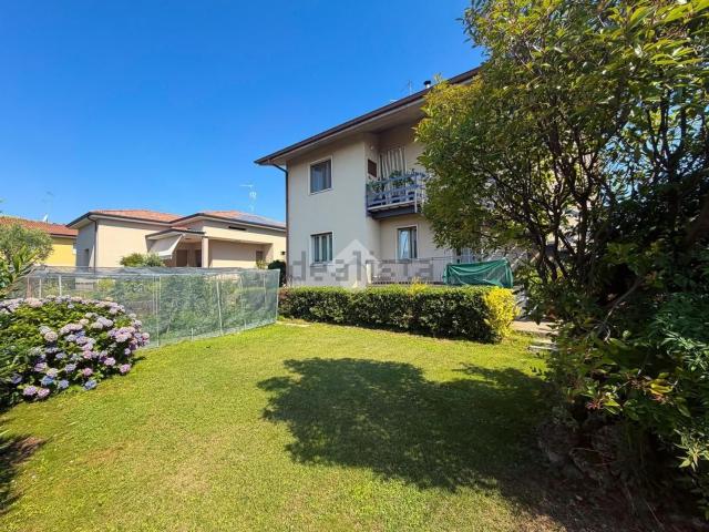 Casa in vendita a Castrezzato, Lombardia