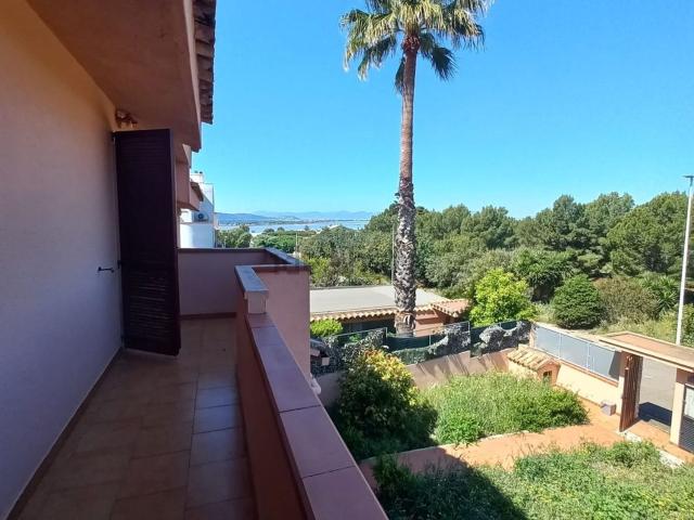 Casa in vendita a Mràxini Arrùbiu/Margine Rosso, Quartu Sant'elena