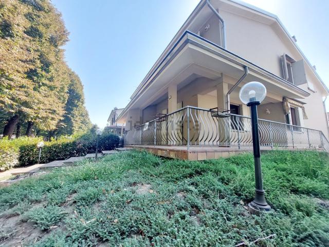 Casa in vendita a Tagliata, Guastalla