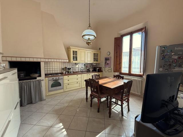 Casa in vendita a Marina di Pisa, Pisa