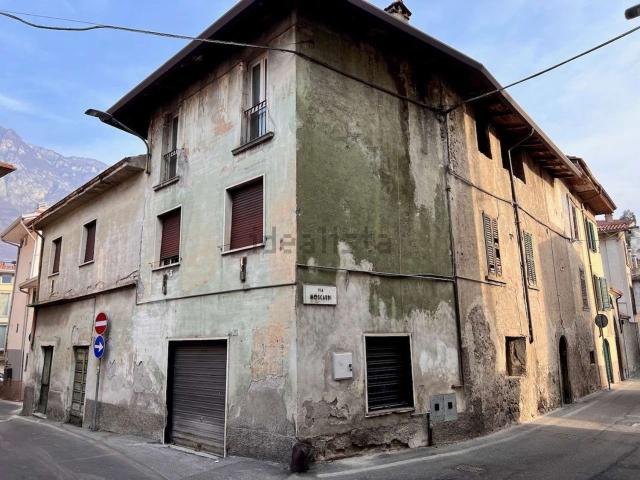 Casa in vendita a Comunità montana della valle Camonica, Darfo