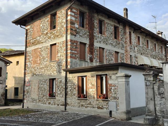 Casa in vendita a Trivignano Udinese, Friuli-Venezia Giulia