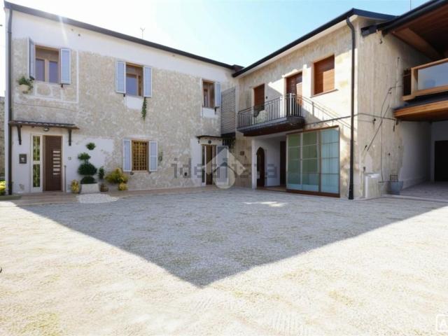 Casa in vendita a Castelletto, Roverbella