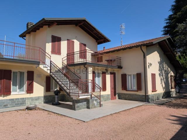 Casa in vendita a Comunità Montana del Piambello, Arcisate