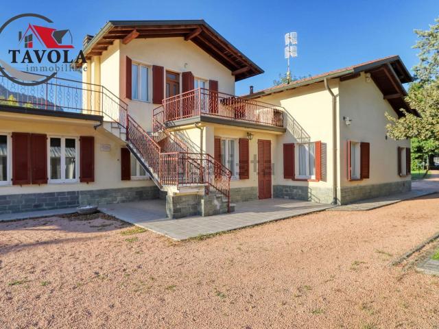 Casa in vendita a Brenno Useria, Arcisate