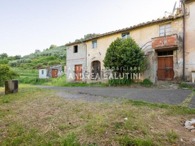 Casa in vendita a Cascine di Buti, Buti
