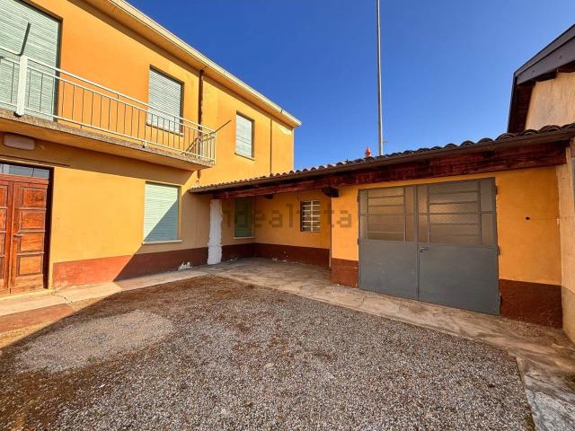 Casa in vendita a Gambolò, Lombardia